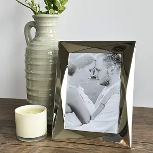 PF&A Silver Plated Geometric Photo Frame - 7x5