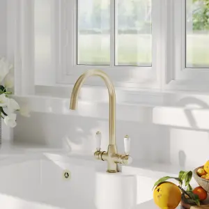 Traditional Mono Mixer Kitchen Tap with Lever Handles - Brushed Brass