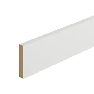 Metsä Wood Primed White MDF Square Skirting board (L)2400mm (W)94mm (T)18mm, Pack of 4