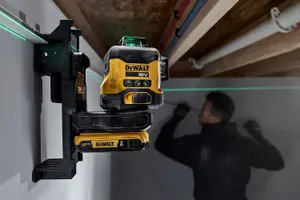 DeWalt DCLE34031D2 18V XR Compact Green Laser 3 x 360 Degree - 2 x 2.0Ah Battery