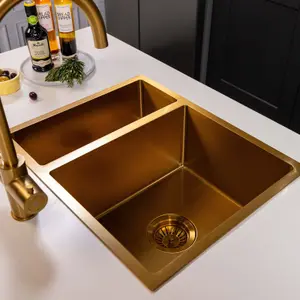 Mockeln - 1.5 Bowl Stainless Steel Kitchen Sink - Inset or Undermounted - Gold Finish - 555mm x 440mm x 200mm