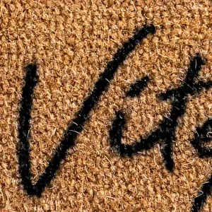 Vijete Country Size Coir Doormat