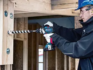 Bosch GSR 18V-110 C Professional Drill Driver with Bluetooth Connectivity and 2 Batteries