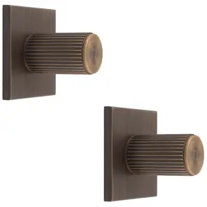 2 PACK - Reeded Cylinder Cabinet Door Knob & Matching Backplate Antique Brass 40 x 40mm