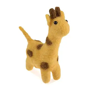 N/FELTING GIRAFFE - Needle Felting Kit: Giraffe - Trimits