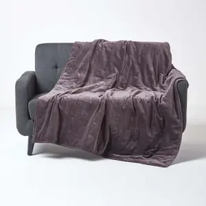 Homescapes Dark Grey Velvet Quilted Throw, 125 x 150 cm