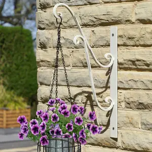 Vintage Style Country Cream Outdoor Basket Hanger Garden Hanging Basket Bracket