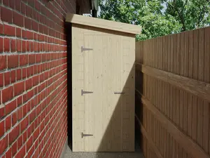 Narrow Alleyway Shed, 3.3m x 1.2m, double door