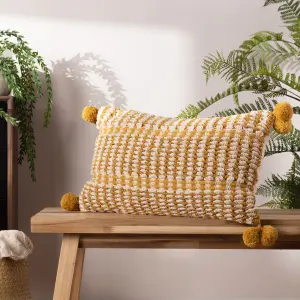 furn. Ayaan Woven Tufted Feather Filled Cushion