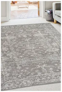 Maestro Collection Vintage Design Rug in Natural  3118 GG22