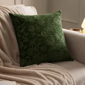 furn. Picking Patch Embroidered Velvet Polyester Filled Cushion