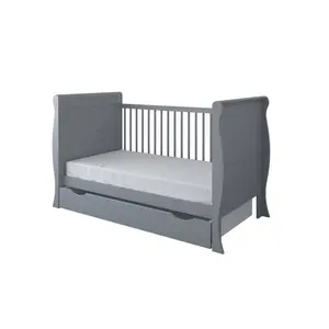 Valerton Cot Bed Grey / Yes