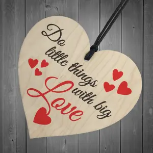 Red Ocean Little Things Big Love Wooden Hanging Heart Plaque