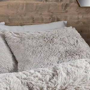 Cuddly Faux Fur Duvet Cover Set with Pillowcases Silver / Double - 2 Standard Pillowcases