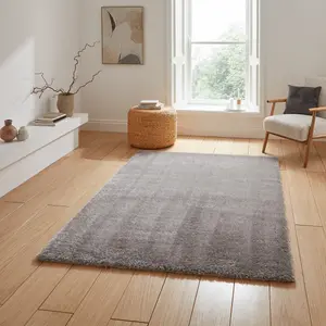 Grey Silver Plain Shaggy 45mm Pile Stain-Resistant Rug For Bedroom, Dining Room, Easy to Clean Modern Rug-60cm X 120cm