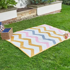 Zig Zag Alfresco Picnic Rug - Durable Water Resistant Foldable Portable Outdoor Blanket Mat with Carry Handles - 150 x 210cm