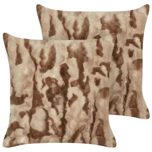 Set of 2 Cushions BAKIRA Faux Fur 45 x 45 cm Abstract Brown