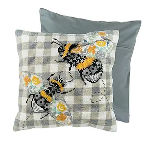 TAP CUSH BEES - Half Cross Stitch / Tapestry Kit: Cushion: Bees - Trimits