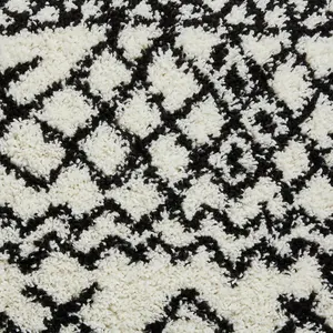 White Black Modern Geometric Shaggy Moroccan Easy To Clean Dining Room Rug-200cm X 290cm