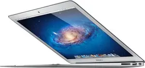 Macbook Air 13-Inch (2013) - Core i5 - 4GB SSD 256 QWERTY - English