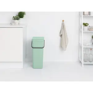 Brabantia Sort and Go 40 Litre Rubbish Bin Jade Green