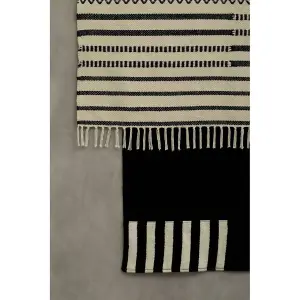 Bosie By Premier Black and White Rug