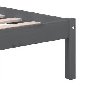 Berkfield Bed Frame Grey Solid Wood 135x190 cm 4FT6 Double