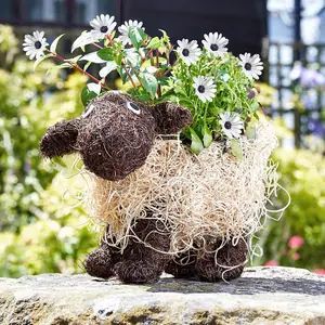 Rattan Sheep Flower Garden Planter