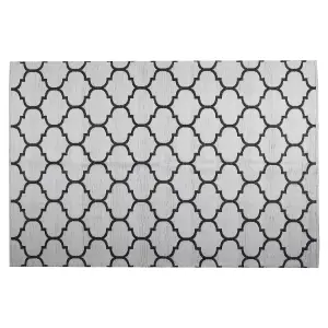 Reversible Area Rug 140 x 200 cm Black and White ALADANA