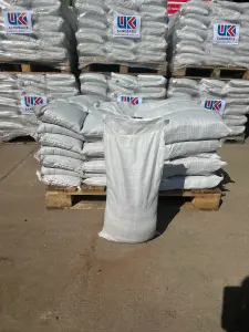 50 Filled white polyproplene sandbags