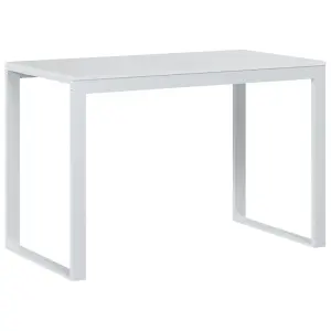 Berkfield Computer Desk White 110x60x73 cm Engineered Wood