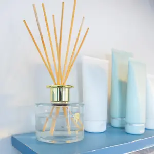 Soy Wax Scented Candle & Reed Diffuser Set - 130g - Lemongrass