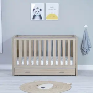 Luno Cot Bed Oak / Yes