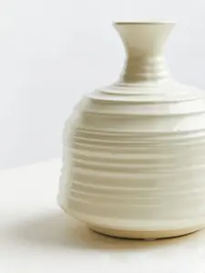 Interiors by Premier Contemporary Cream Small Ribbed Ceramic Vase, Durable Floral Vase, Easily Maintained Stoneware Flower Vase