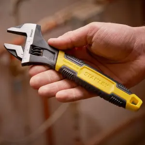 Stanley 150mm Adjustable wrench