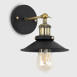 ValueLights Colonial Industrial Style Black and Antique Brass Single Wall Light with Shade