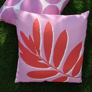 Leaf Indoor / Outdoor Floral Square Throw Cushion Pink