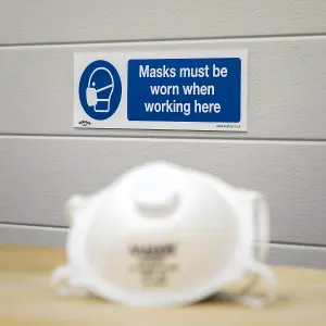 Sealey Mandatory Safety Sign Masks Must Be Worn Rigid Plastic 300 x 100mm SS57P1