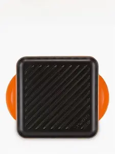 Le Creuset Essentials Cast Iron 24cm Skinny Square Grill