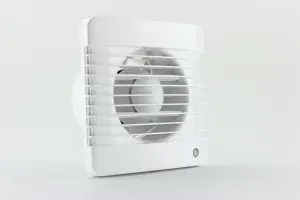 BLAUBERG SILENT-FLO White Bathroom Extractor Fan. Simple Operation with Light Switch. Dimensions: 157x159x21mm, 99mm Diameter vent