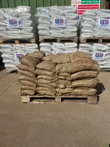 60 Filled natural hessian sandbags