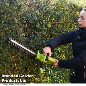 Garden Gear 12V Cordless Hedge Trimmer with Battery and Charger, 45cm Blade, Lightweight & Easy to Use