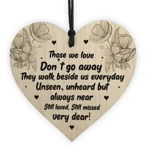 Memorial Hanging Heart Sign Bereavement Remembrance Poem Mum Dad Love Gift