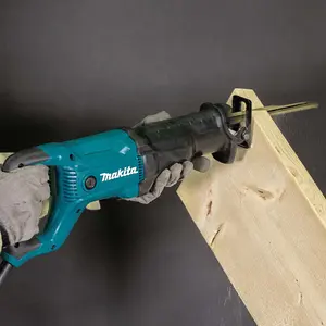 MAKITA JR3051TK 240v Reciprocating saw