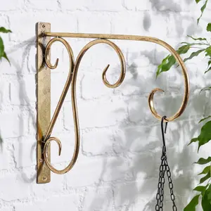 Vintage Brass Effect Wall Mounted Scrolled Outdoor Basket Hanger Garden Hanging Basket Bracket