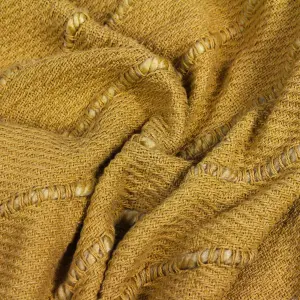 furn. Motti Woven Tufted Striped Tasselled Throw