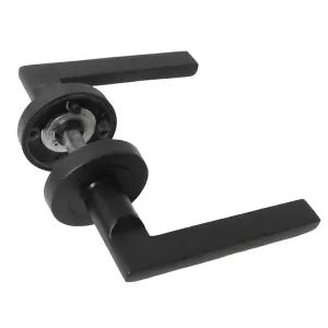 UNO Door Handle Modern Matt Black Lever on Rose Internal Internal Handles + 64mm Latch & Hinges