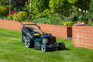 Webb Supreme WER21HW4 53cm (21") Petrol Self Propelled Rotary Lawnmower