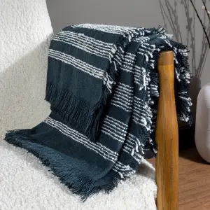 HOEM Jour Boucle Yarn Woven Fringed Throw