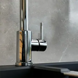 Liquida GR266CH Chrome Kitchen Mixer Tap With Swivel Spout & Directional Spray